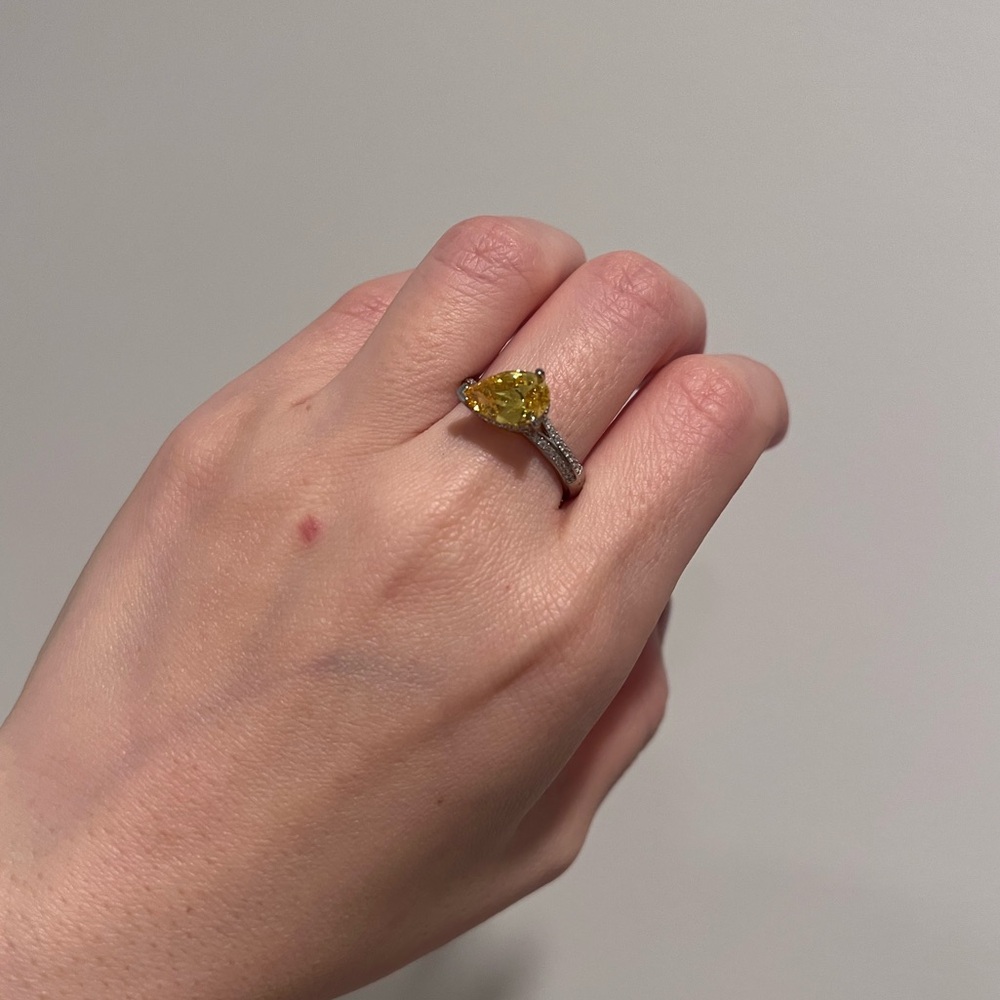 NWT Diamonique Fancy Yellow Diamond Ring